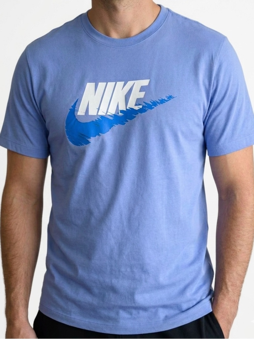 Nike Blue Club Energy Short Sleeve Graphic Tee Mens M NWT